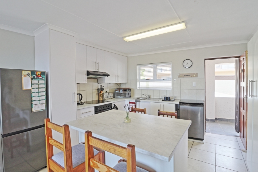 2 Bedroom Property for Sale in Island View Western Cape